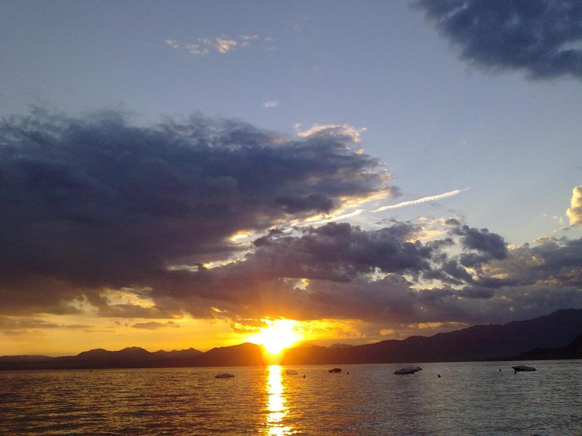 Residenza Al Sogno - On Lake Garda 卡瓦翁贝罗内斯 外观 照片